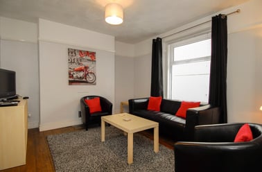 Wellington Street, Greenbank, Plymouth - Image 3